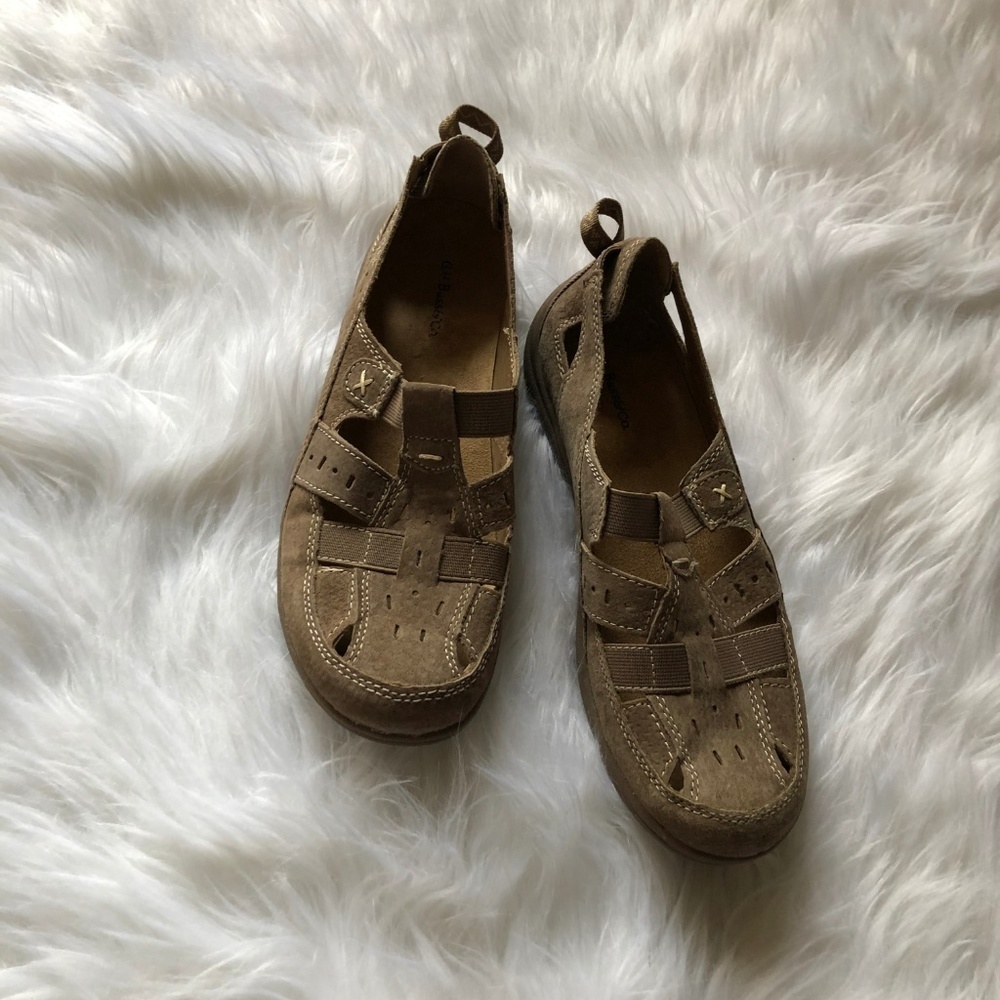 G.H. Bass & Co. Slip On Tan Shoes Size 7 - Picture 2 of 8